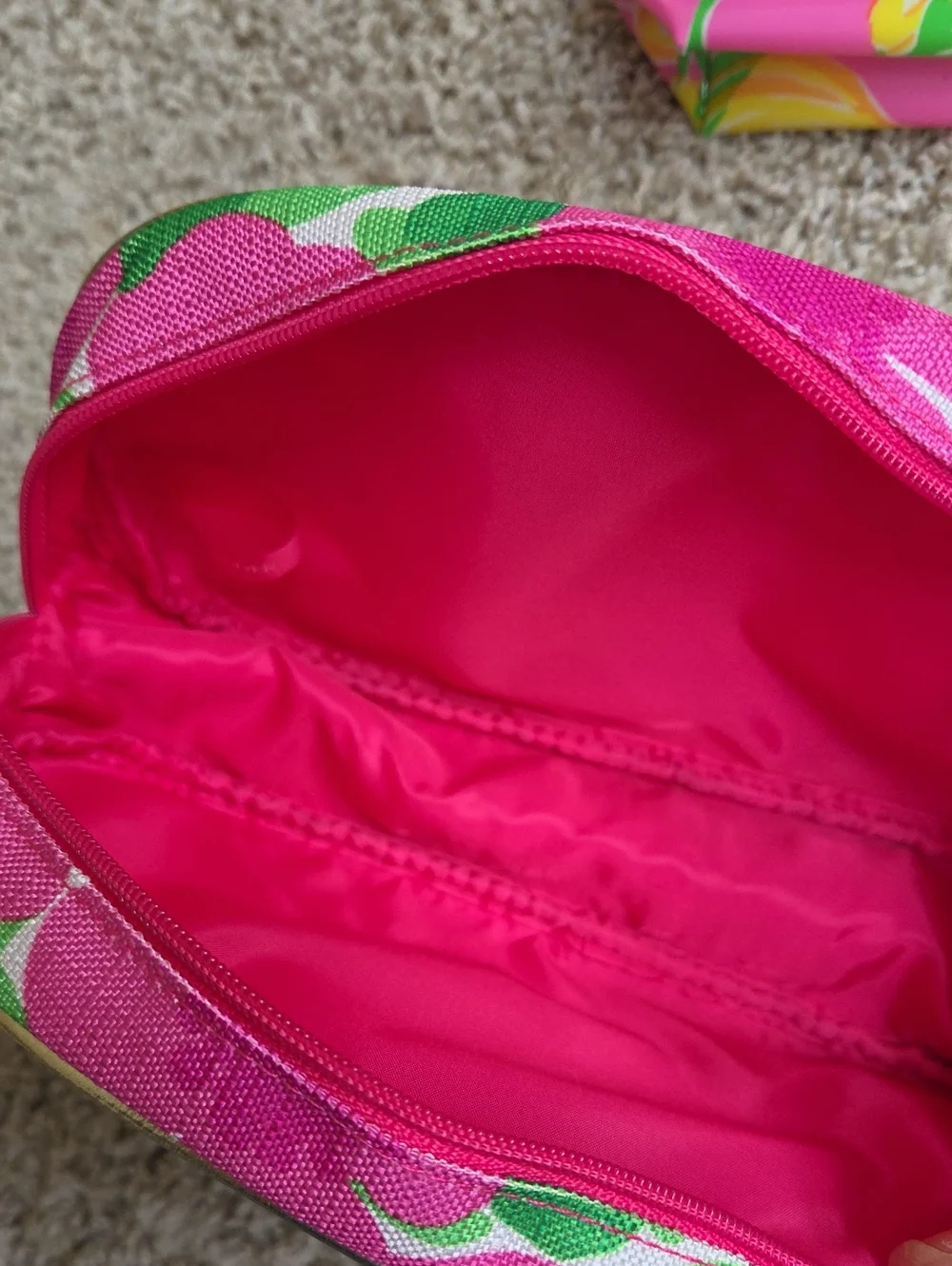 Lot Of 2 Estee Lauder Cosmetic Bags With Lilly Pulitzer Design